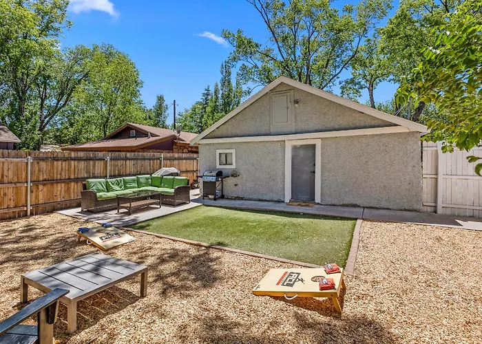 5 Minute Walking To Downtown, Nau, Coffee Shops, Shopping, Parks And More! Hébergement de vacances